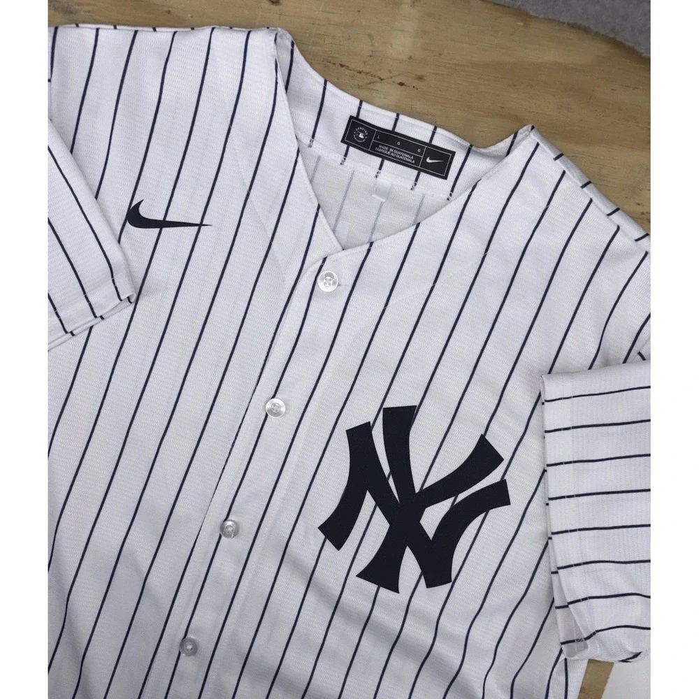 Nike Authentic New York Yankees Gleyber Torres #25 Baseball Jersey Pinstripe